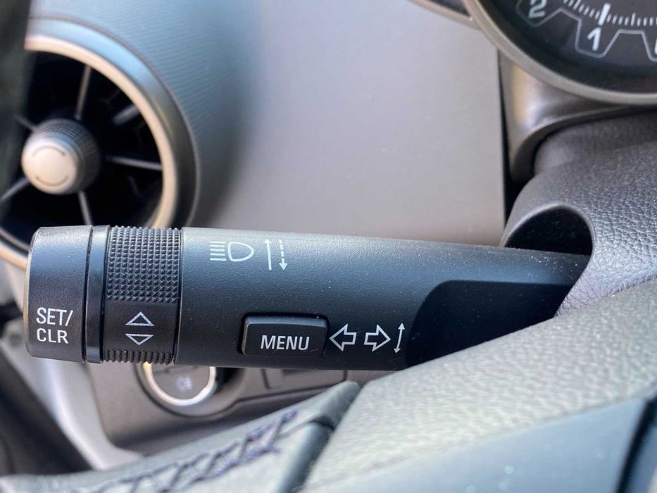 Chevrolet Aveo 2012 року 1.2/бензин