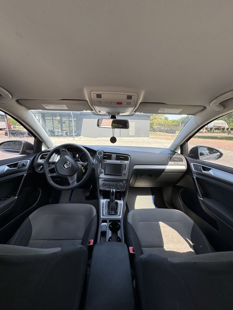 Volkswagen e-Golf 2016 24 kWt
