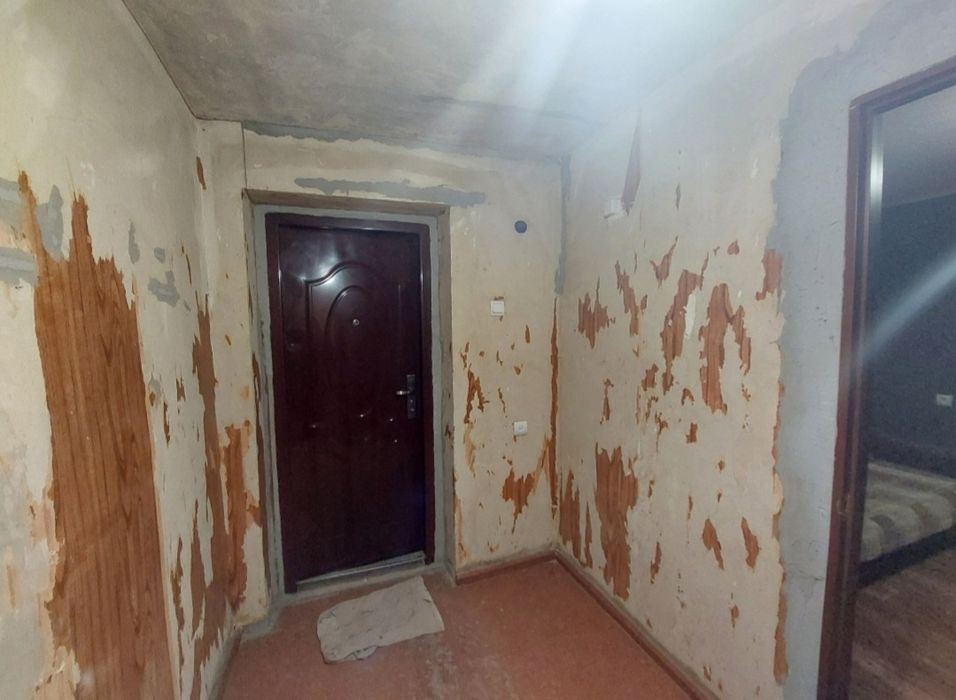 Продам квартиру в солоницевке (п.Пересечное)