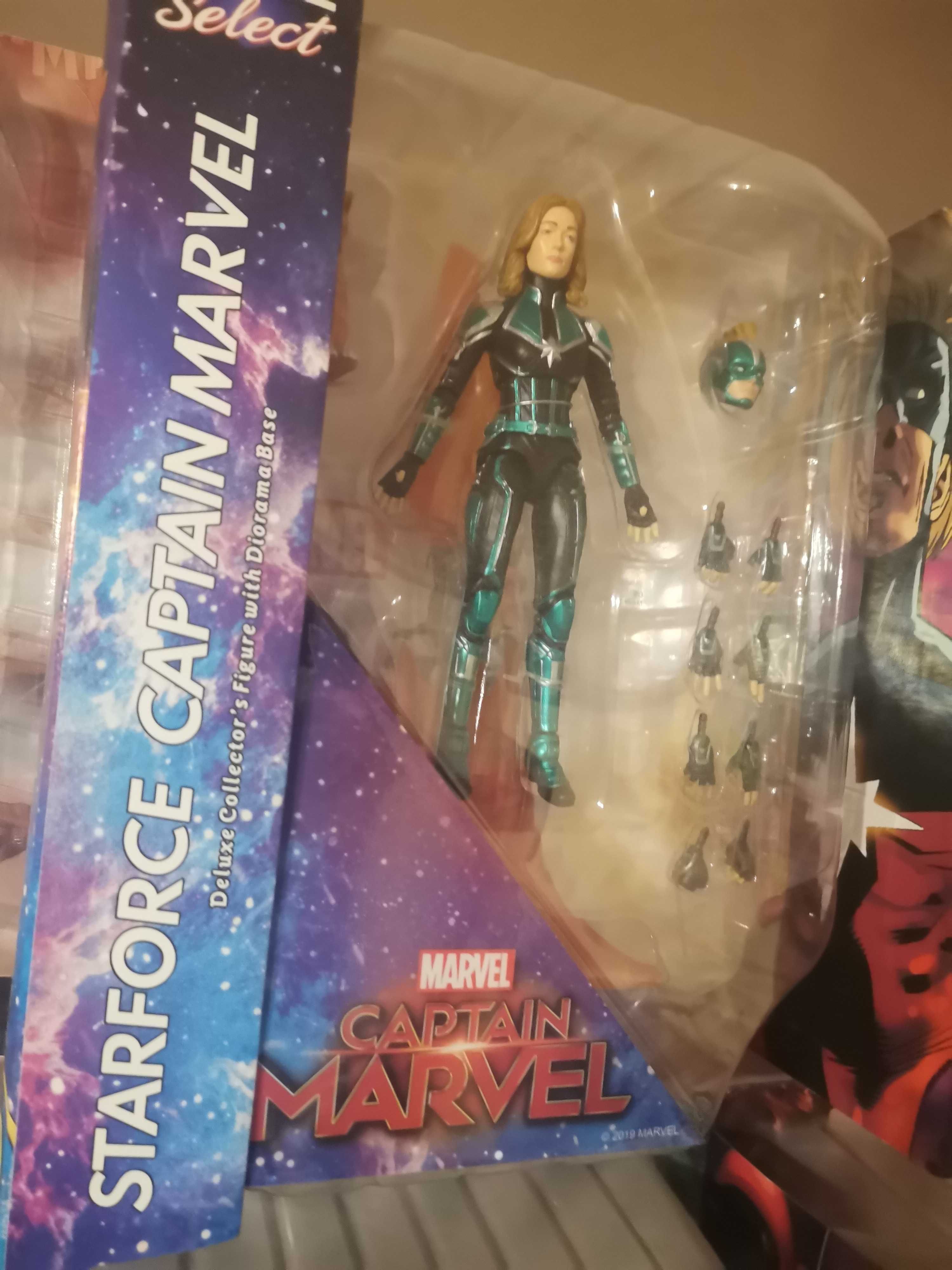 Marvel select Captain Marvel