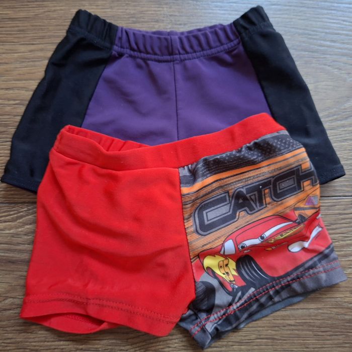 2x kąpielówki 68/74