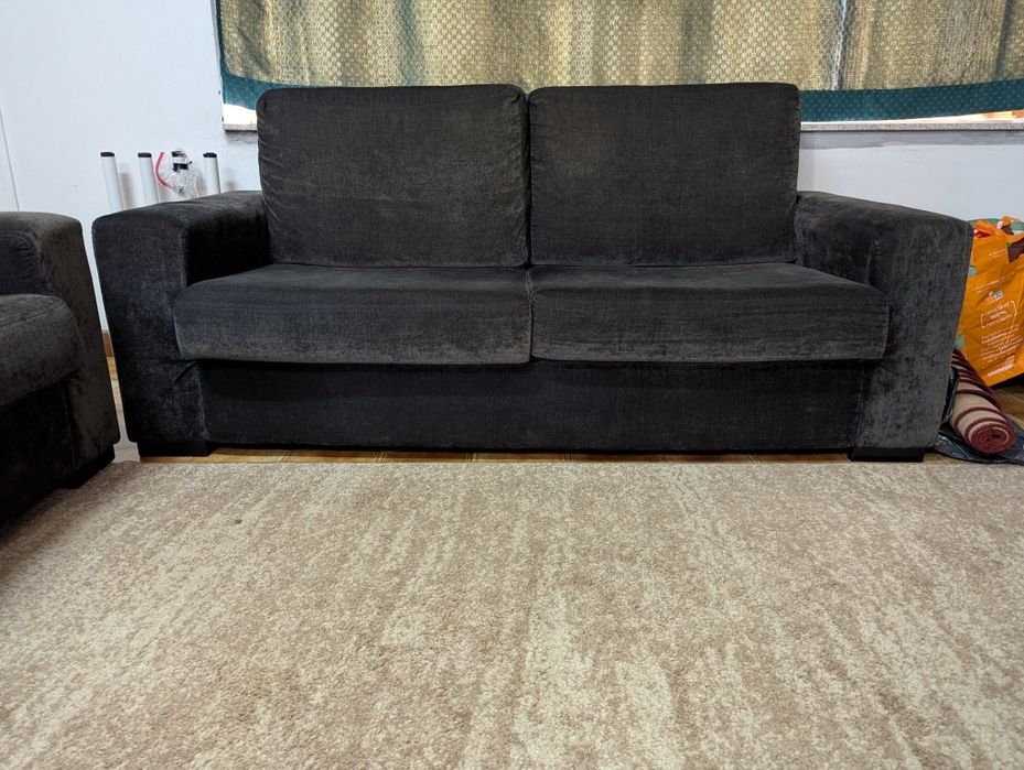 2 Sofás Pretos (também vendo em separado)