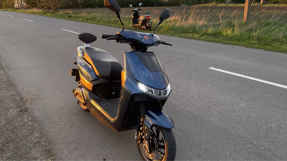Електроскутер Yadea t9 2500W