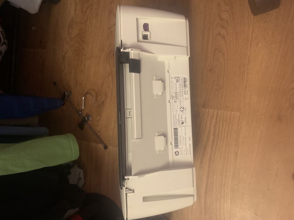 Принтер HP deskjet