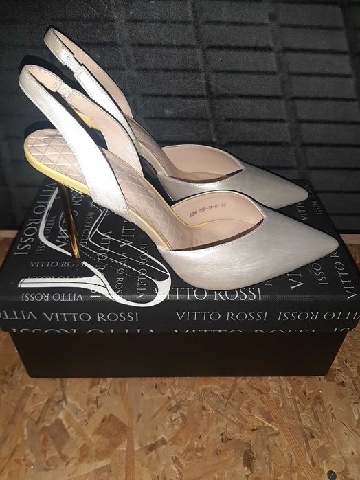 Туфлi жiночi  слiнгбекi . 39розмiр.