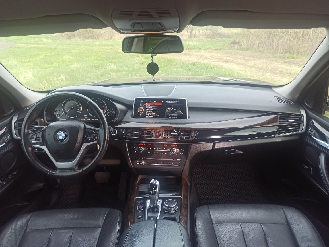 BMW X5 F15 2015року 2л. Дизель