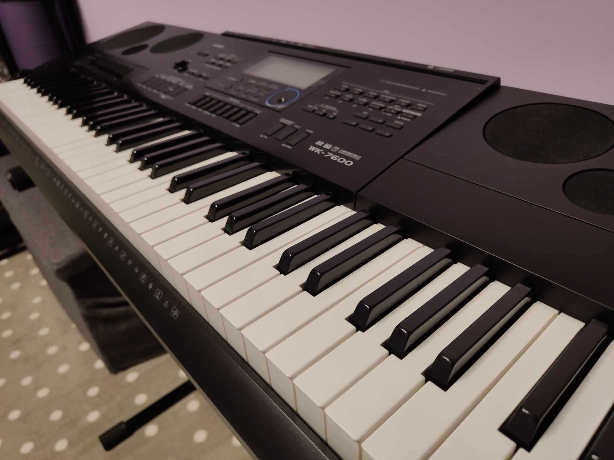 Keyboard Casio WK-7600 z statywem
