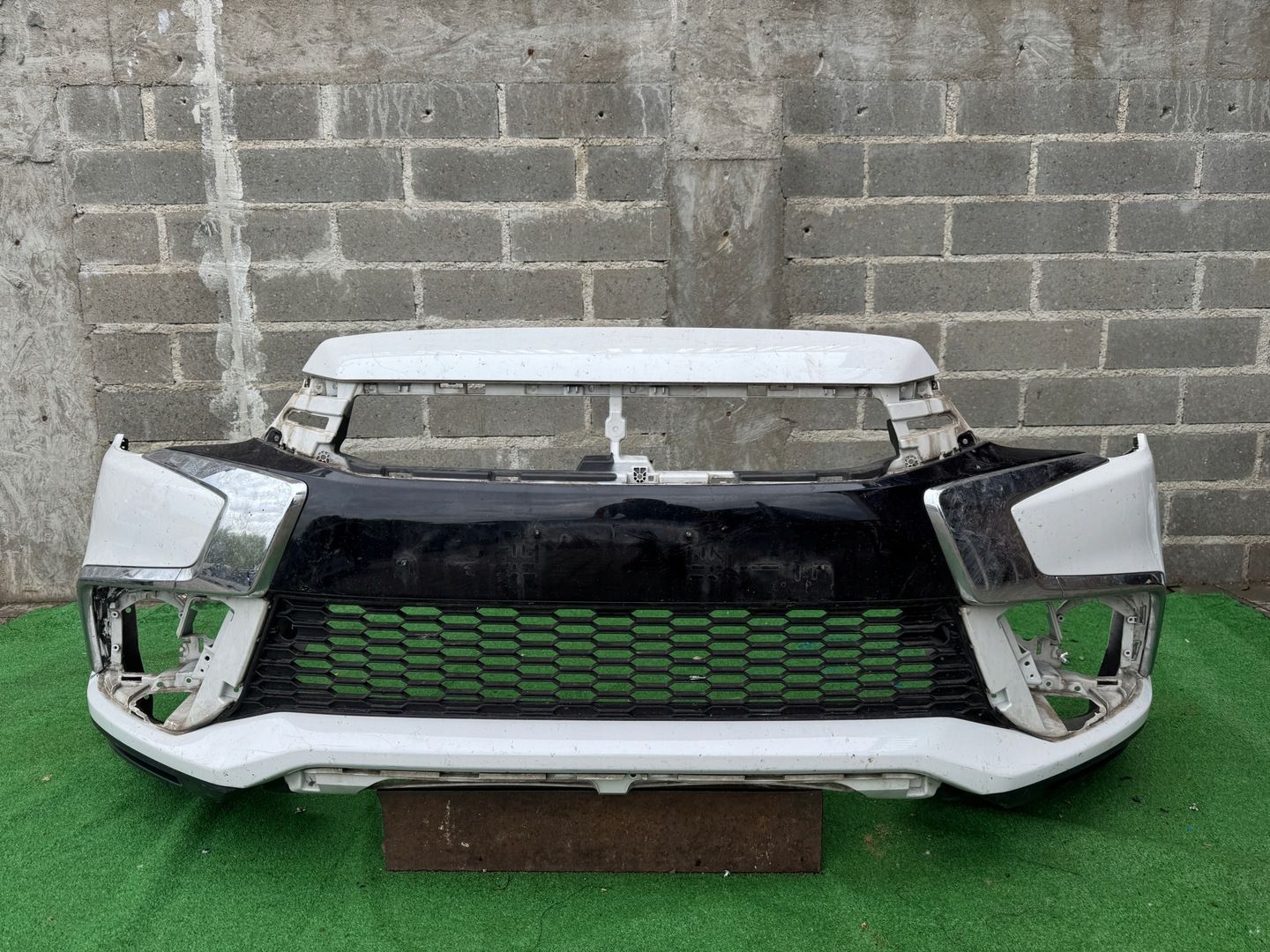 MITSUBISHI ASX LIFT 16-19 CHROM ZDERZAK PRZEDNI ORG EU