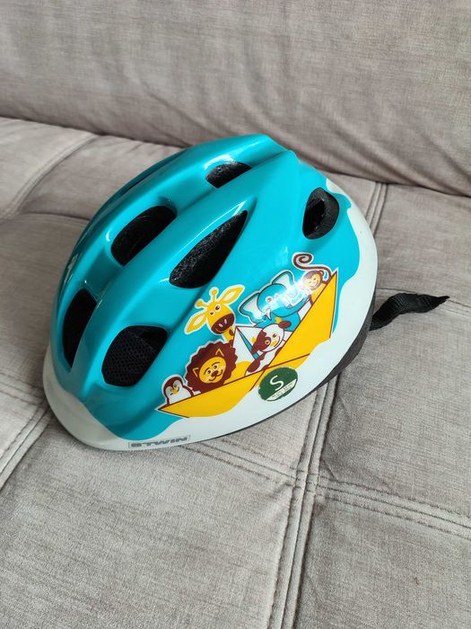 Kask rowerowy dziecięcy.