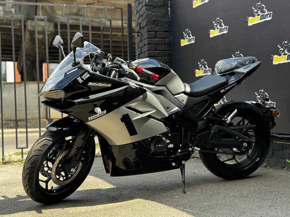 Мотоцикл ML 300 CBR