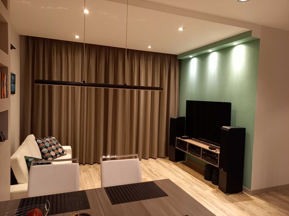 Nowoczesny apartament,2 pokoje,aneks,balkon,parking,winda,lotnisko