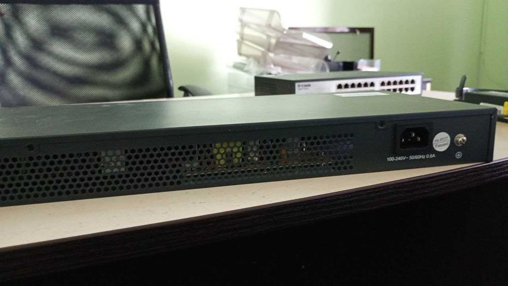 Некерований комутатор TL-SG1024 (24 порта)