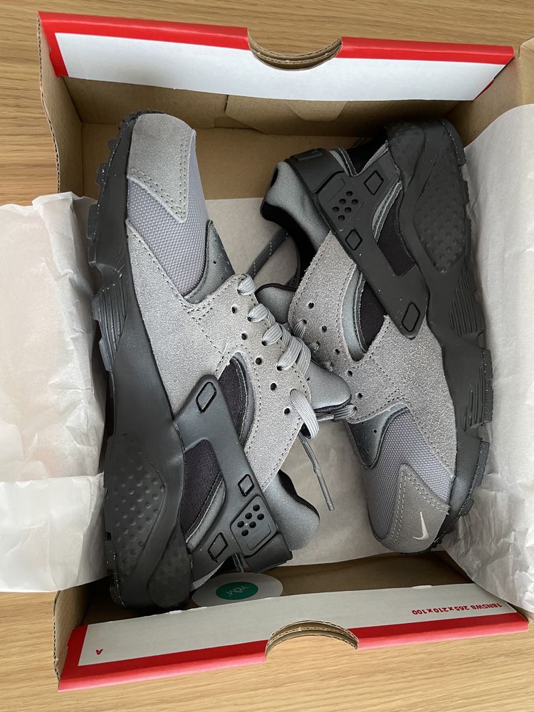 NIkE huarache novas em caixa T36