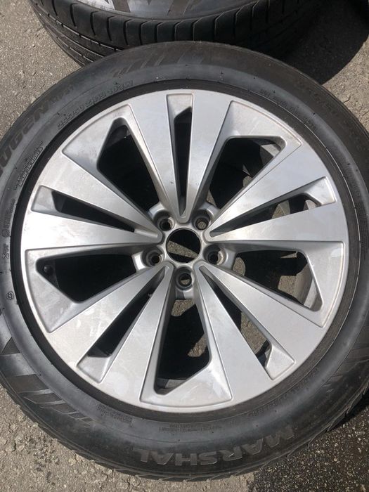 Диски R19 з шинами для Audi Q5/Q7/Q8 (5x112, ET20)
