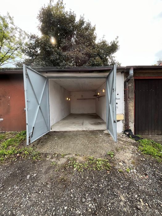 Garaż na wynajem w Chorzowie