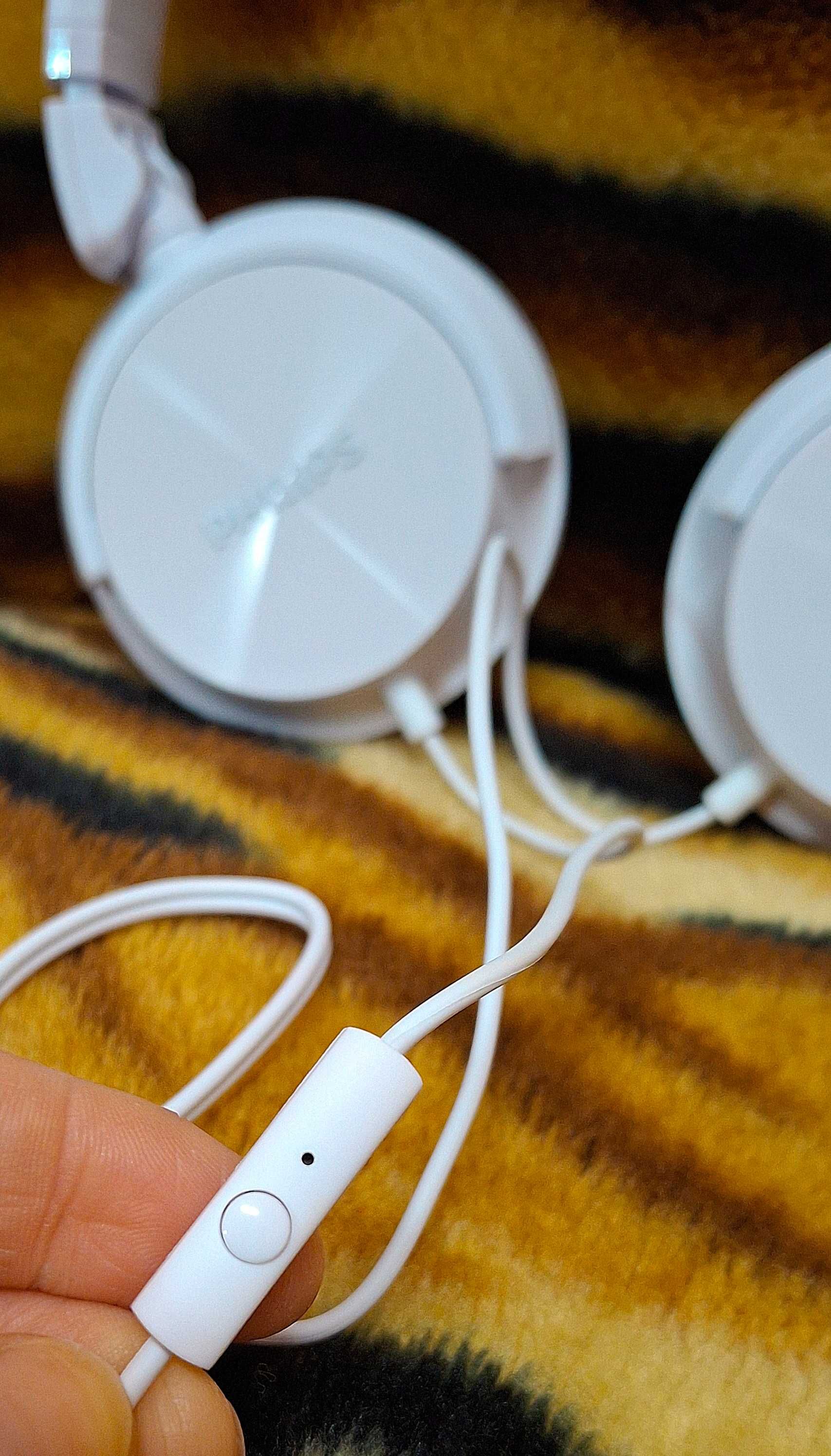 Słuchawki nauszne przewodowe z mikrofonem PHILIPS