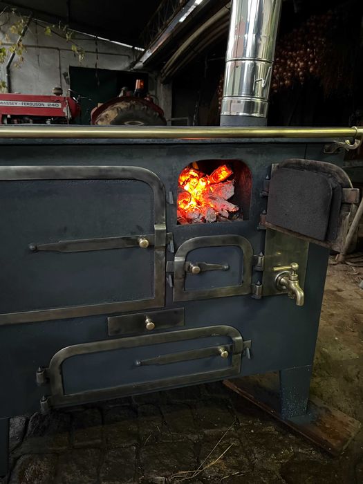 Fogão a lenha usado