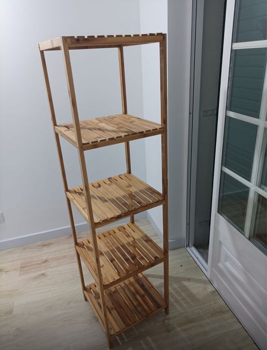 Estante de bambu