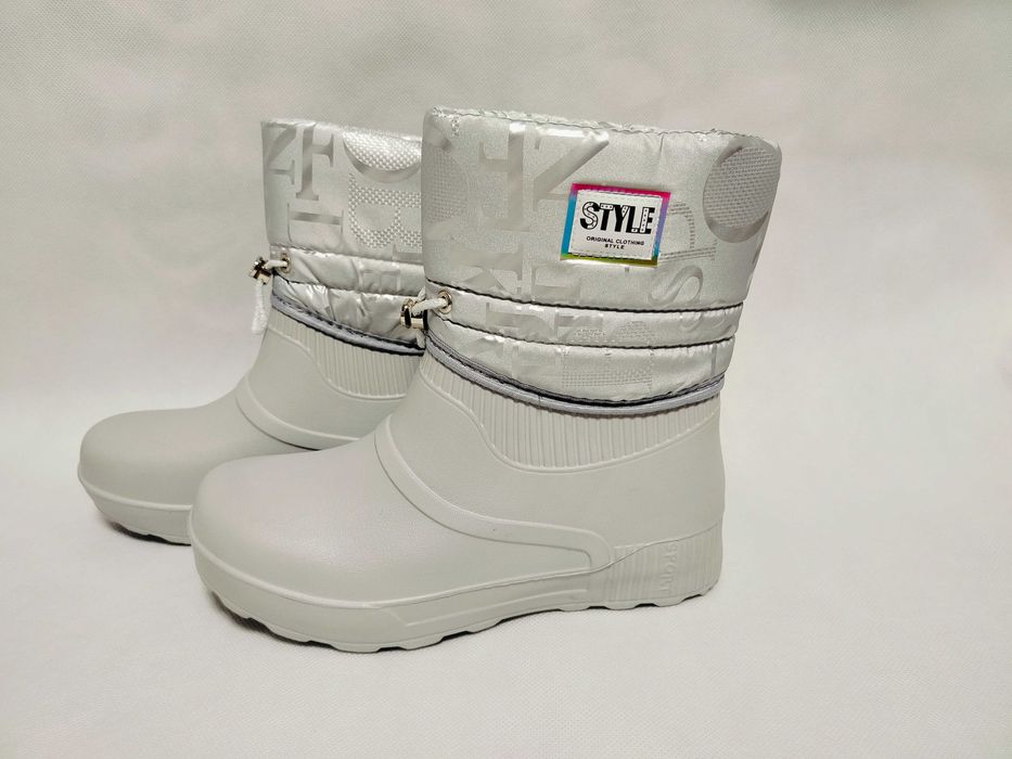 nr. 41 śniegowce kalosze lekkie piankowe ocieplane