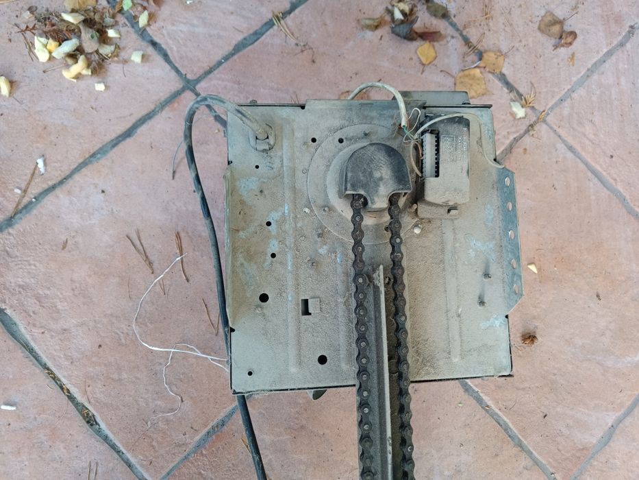 Napęd bramy garażowej Chamberlain 1/4 h.p.