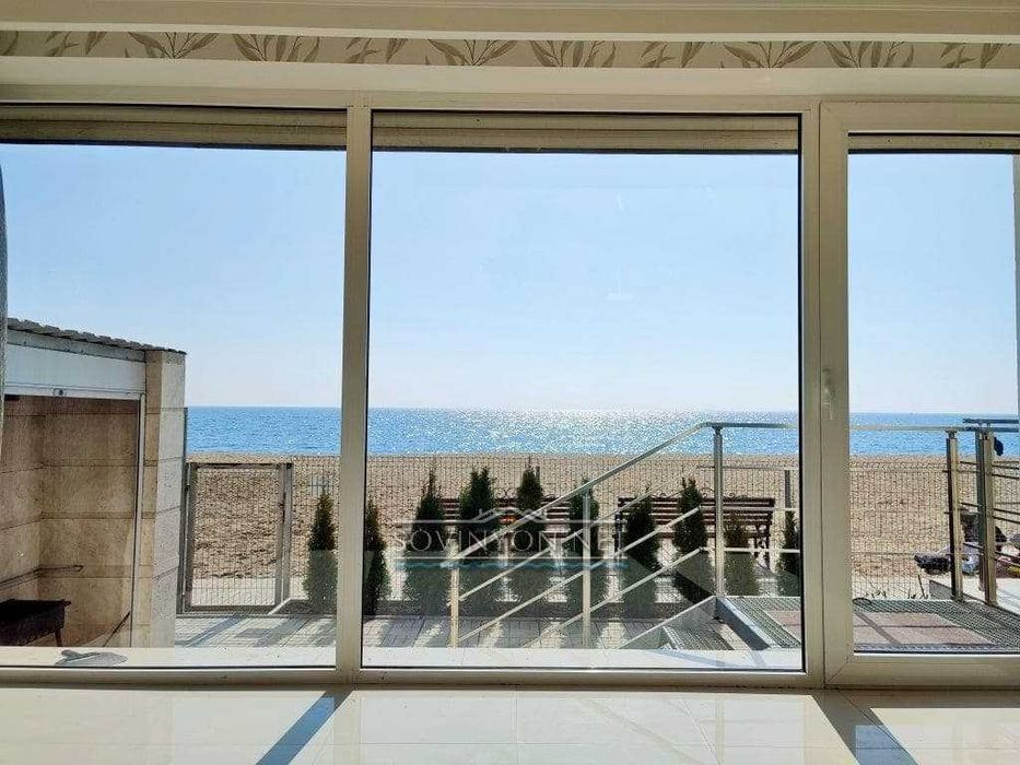 Стильный и красивый дом с шикарным видом на море район Совиньона