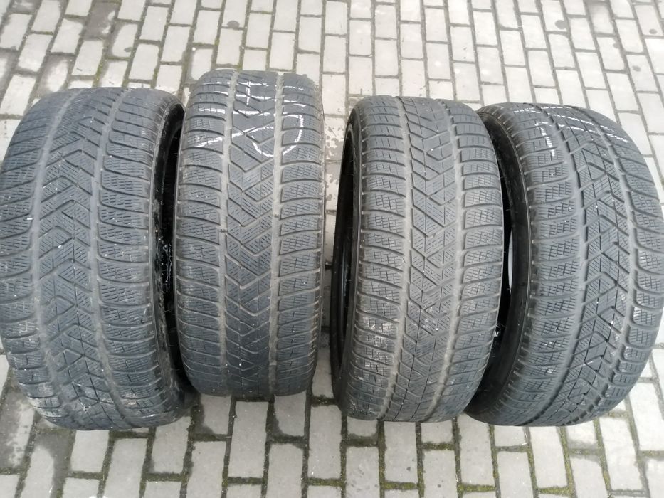 Opony zimowe Pirelli Scorpion 255/45 r20 komplet dot:3220