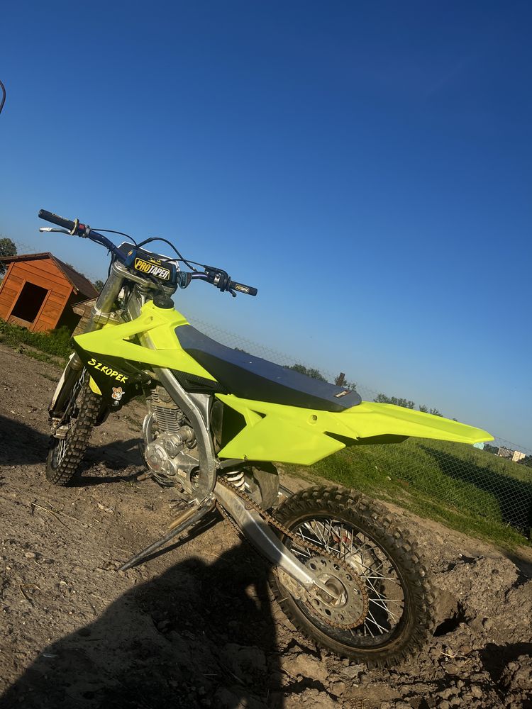 Mikilon Mzk250 | CROSS |