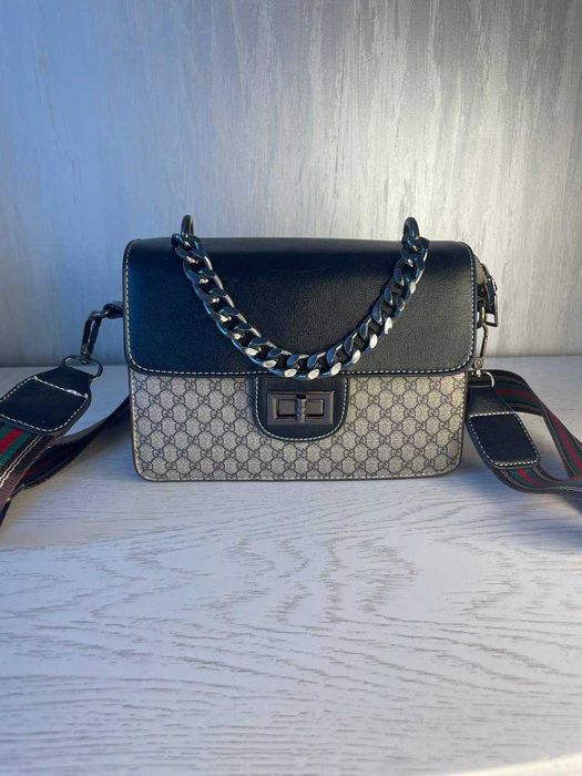 Сумка коричнева з принтом