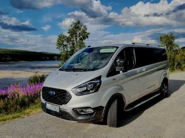 Wynajem bus 8-osobowy FORD Tourneo Custom Active 185 KM M6 Automat