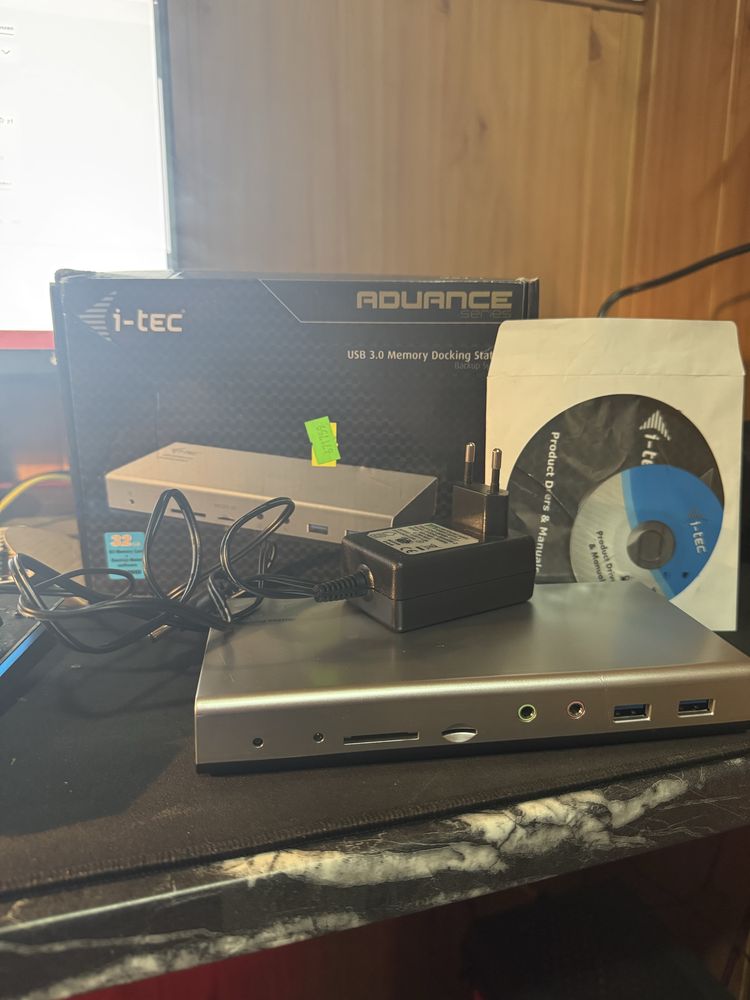 i-Tec Memory Docking Station Advance (U3MEMDOCK) – USB 3.0