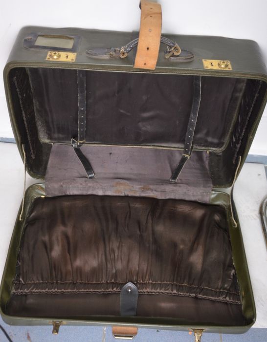 walizka wojskowa zielona lwp prl skórzana