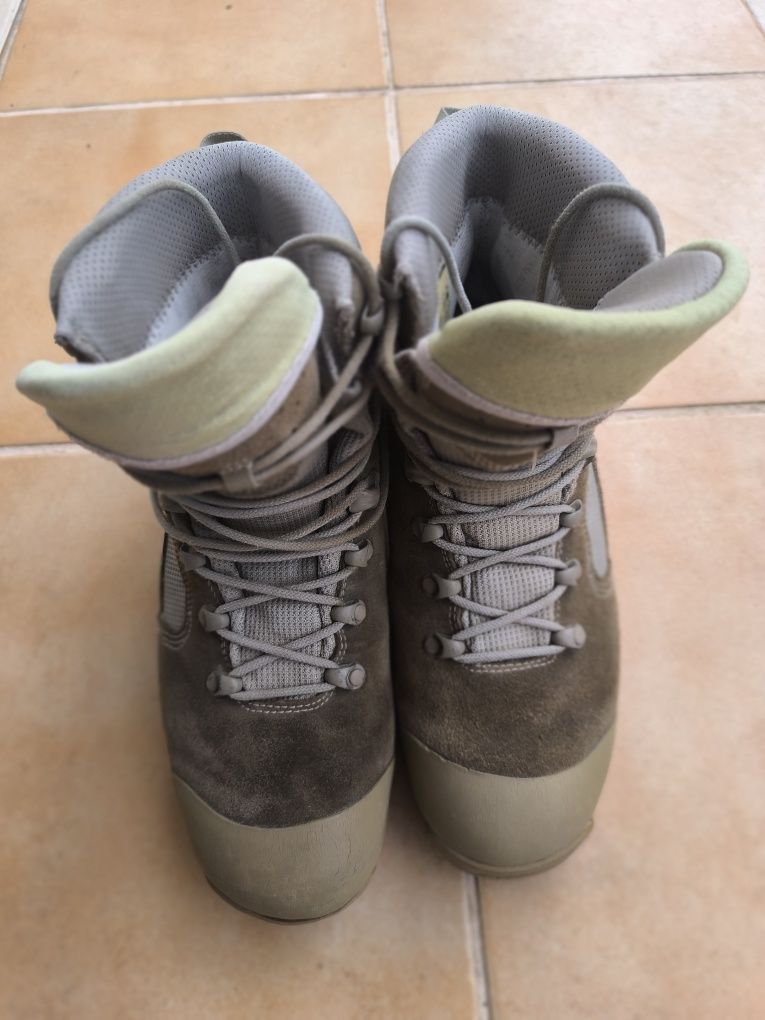 Botas operacionais meindl desert defense