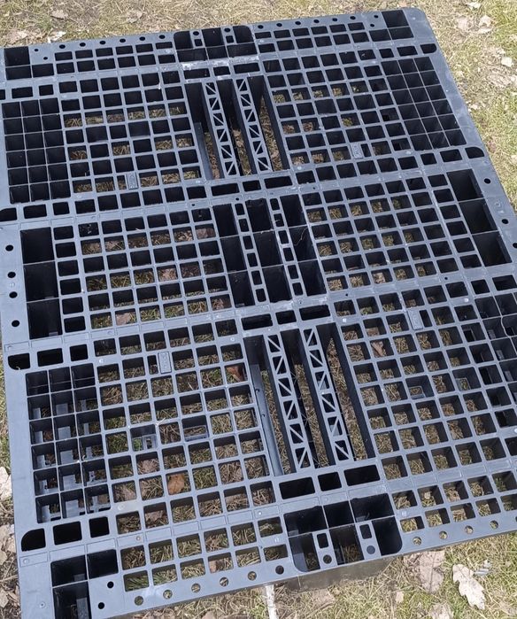 Paleta plastykowa mocna 120x100 czarna pod mauzer ibc albo warzywa