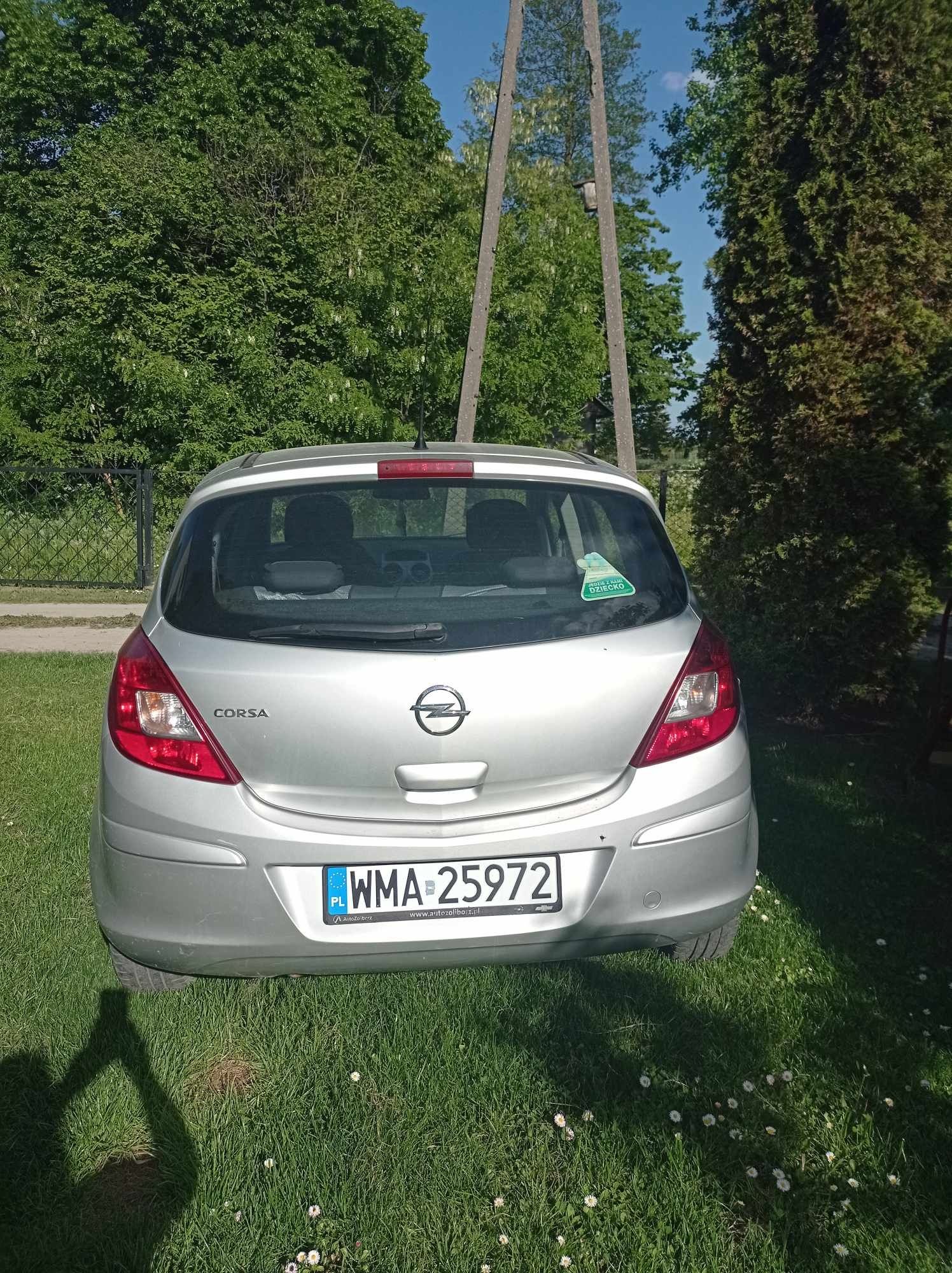 Opel Corsa 1.2 2011r