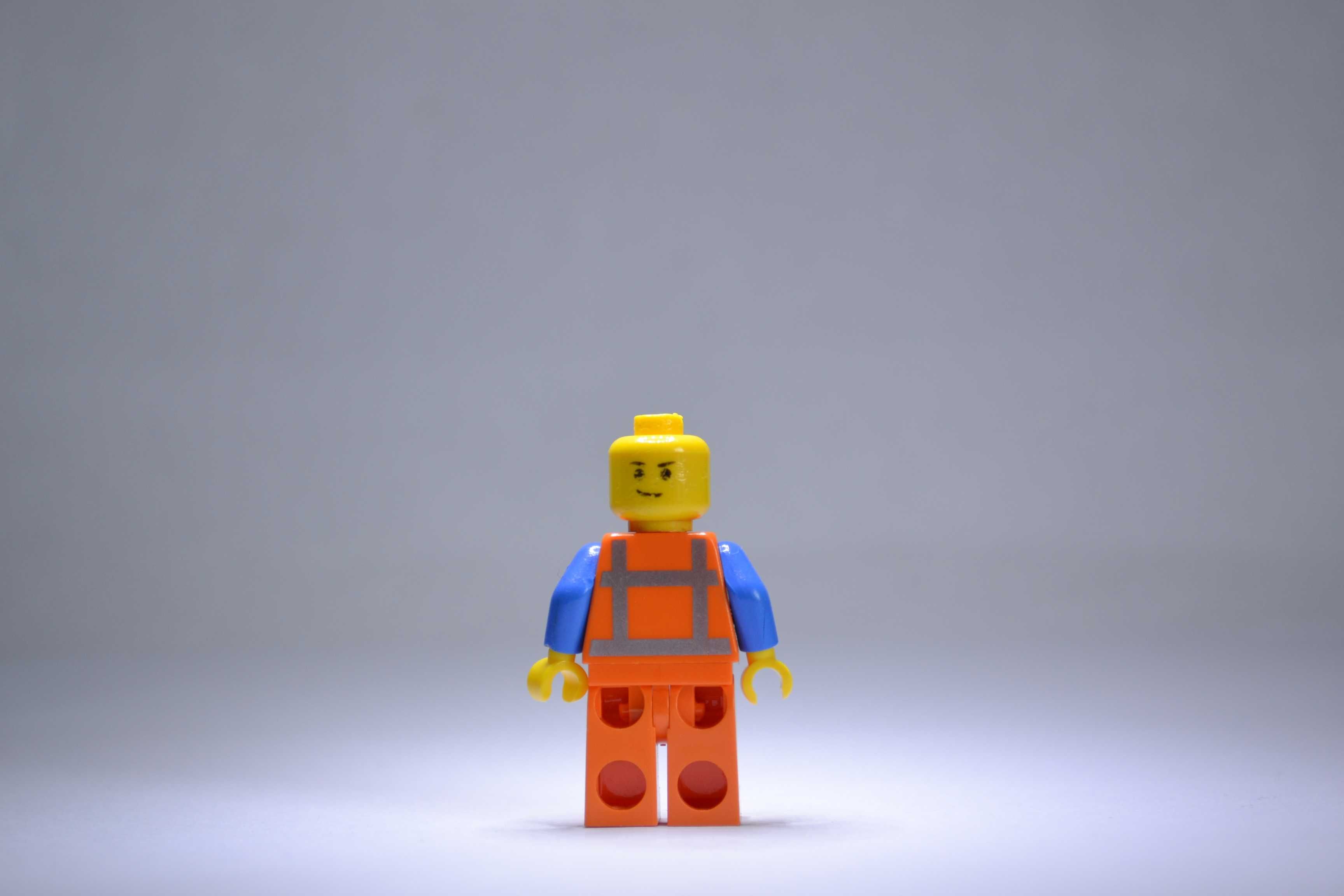 Minifigurka LEGO Movie  - Emmet