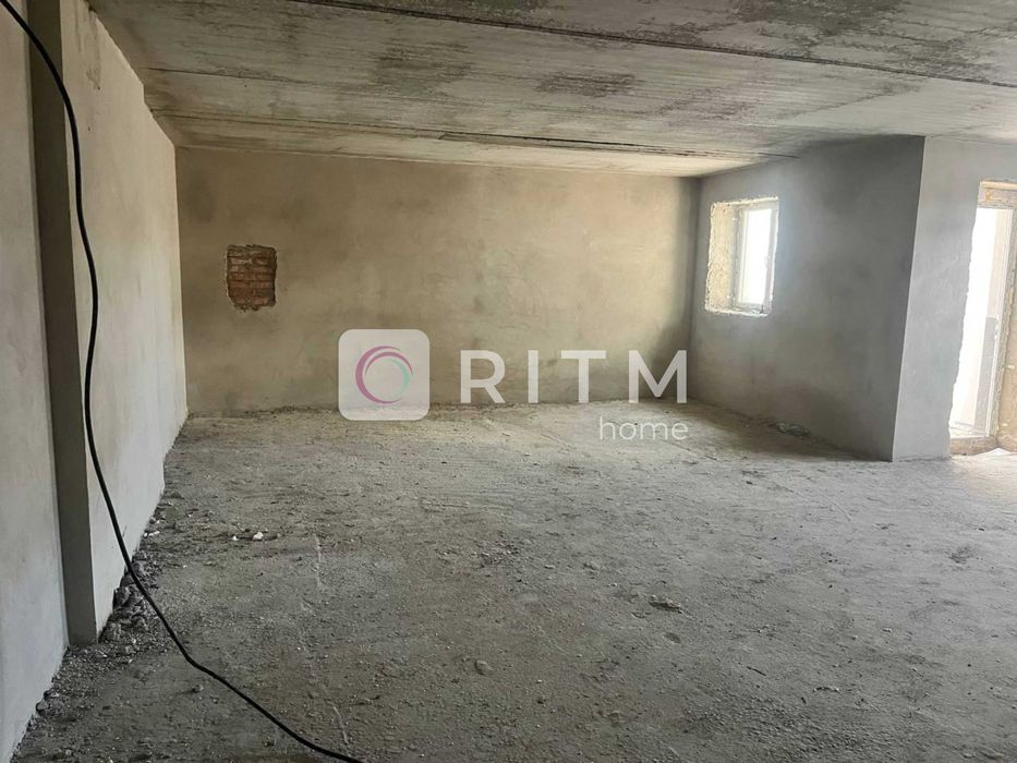 Продаж квартири в ЖК Щастя на цокольному поверсі