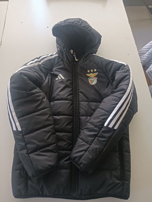 Kispo oficial da Adidas