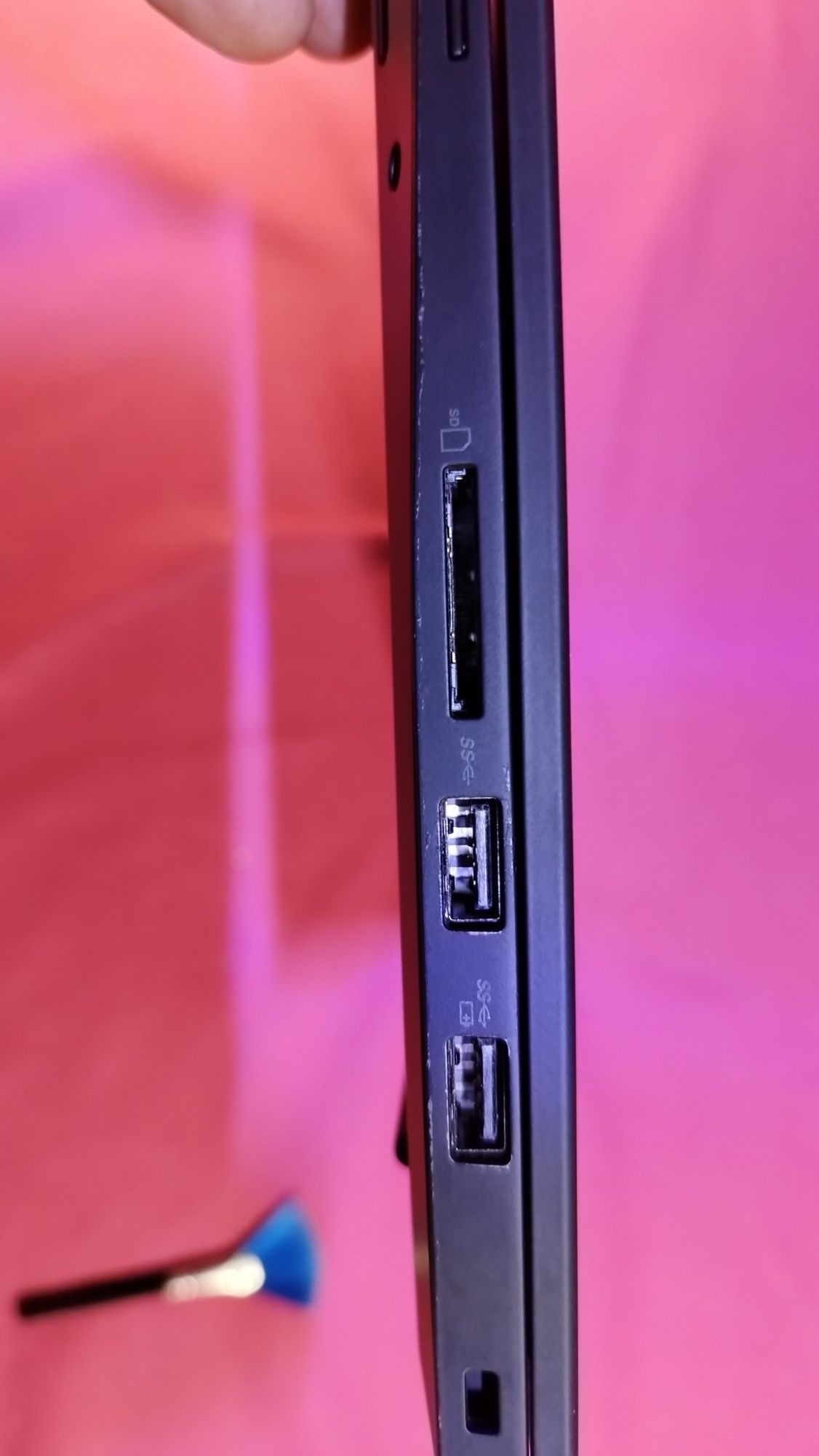 Ноутбук Lenovo ThinkPad P1 Gen 2, i7-9850H,32 GB,nVidia T2000 4GB DDR5