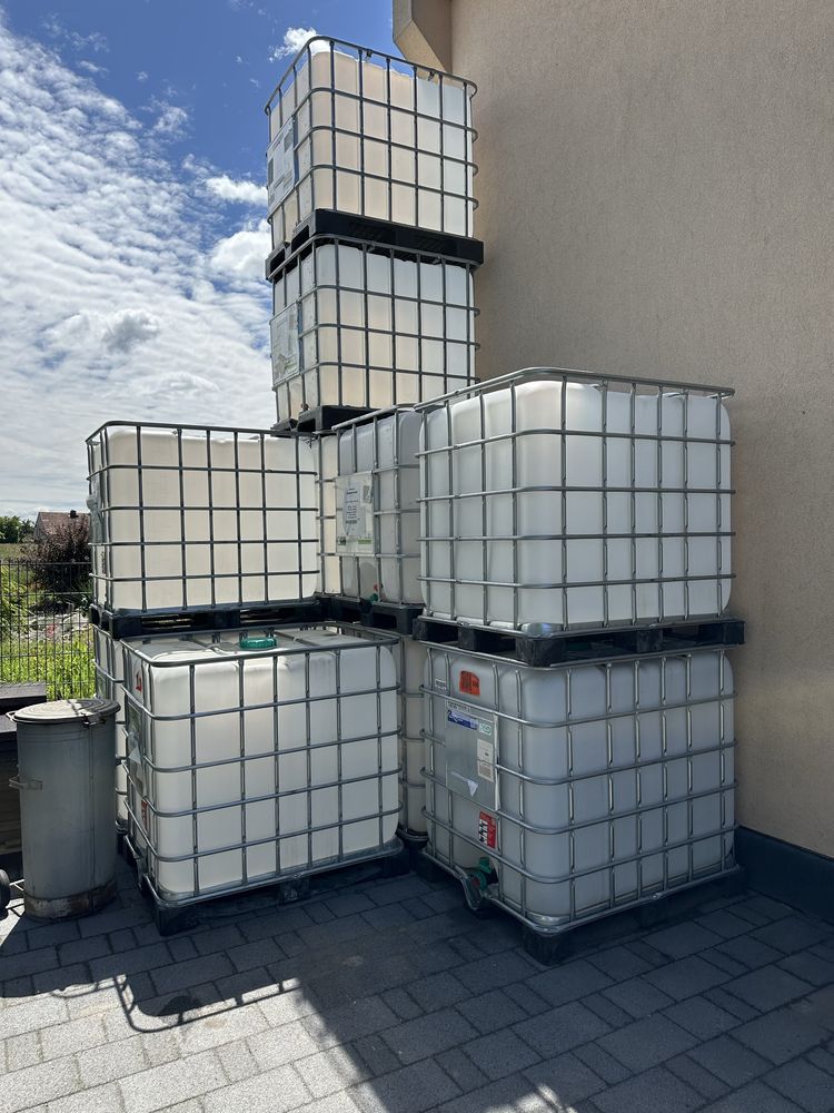 Zbiornik 1000 L typu mauzer ,