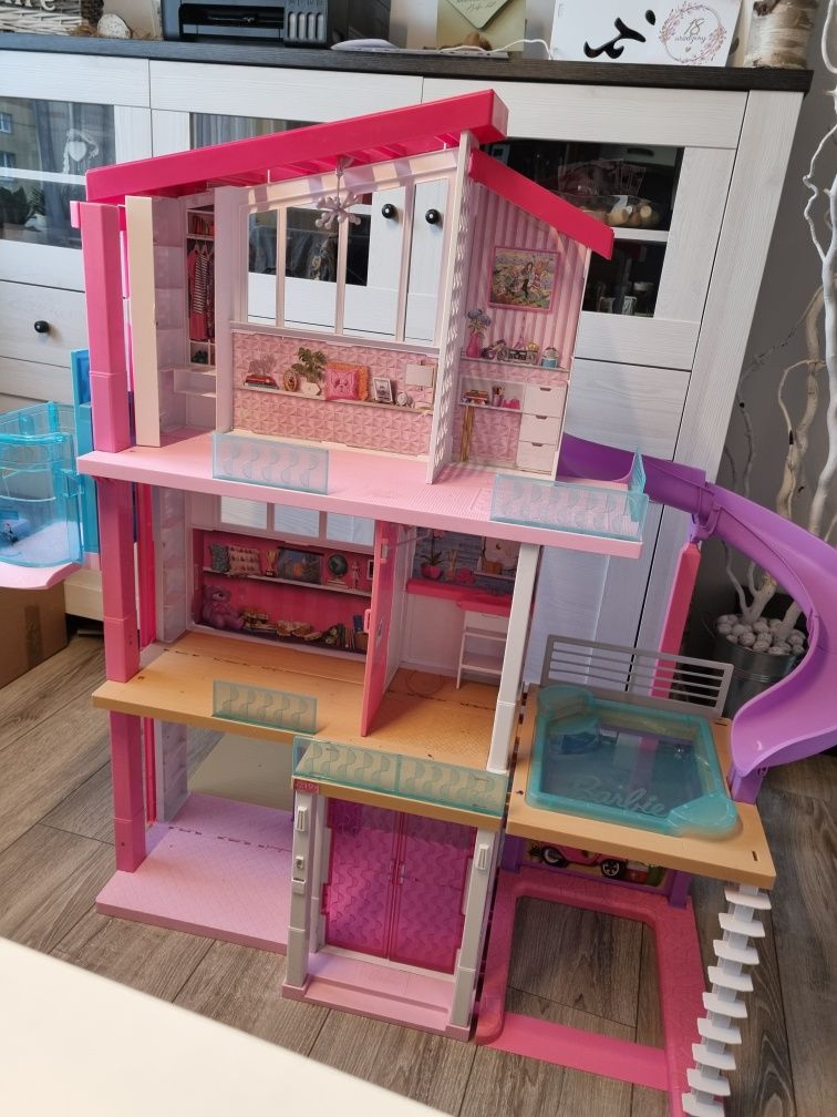 Domek Barbie Dremhouse