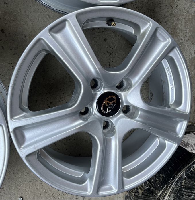Диски Toyota Camry R 16 5 114,3 Corolla