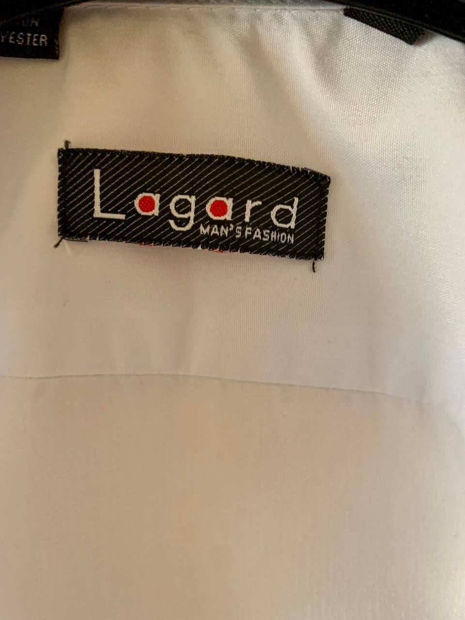 Рубашка детская с длинным рукавом белая Lagard для школьников.
Застеги