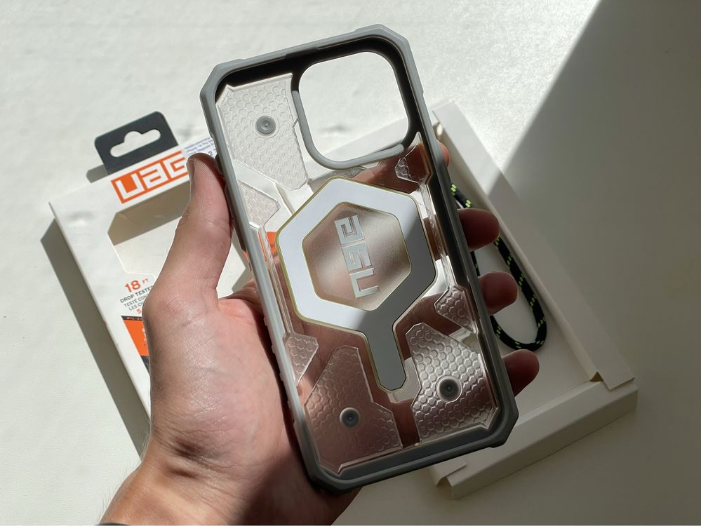 Чохол iPhone 16 Pro Max UAG Pathfinder Clear Magsafe Bundle Active
