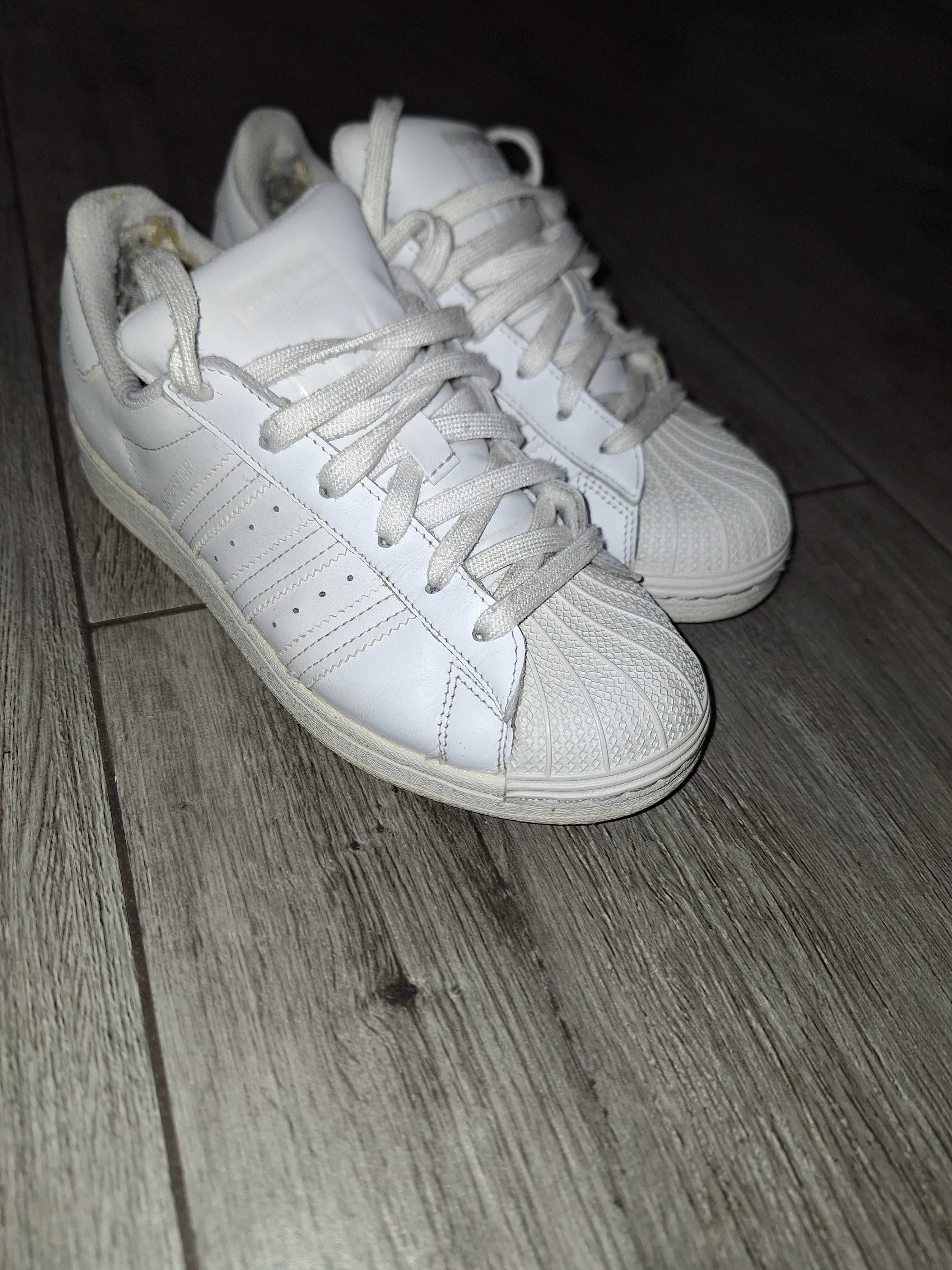 Adidas 36 superstar białe