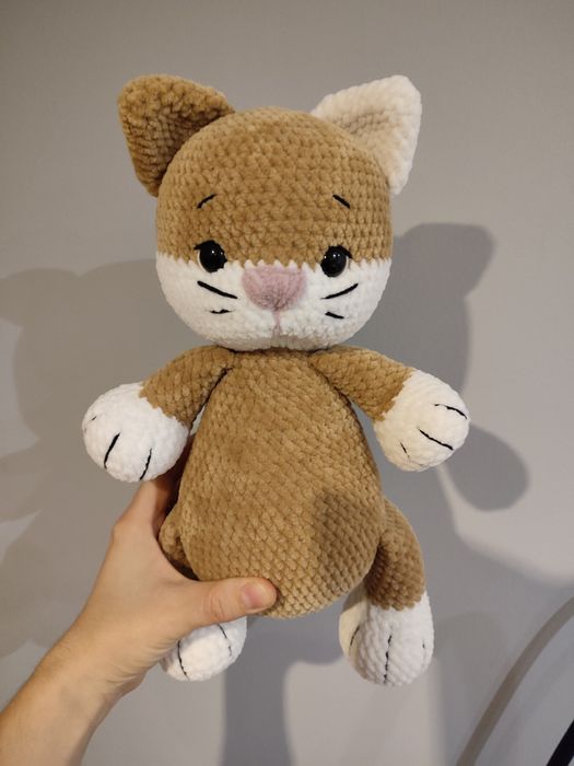 Kot na szydełku 32 cm