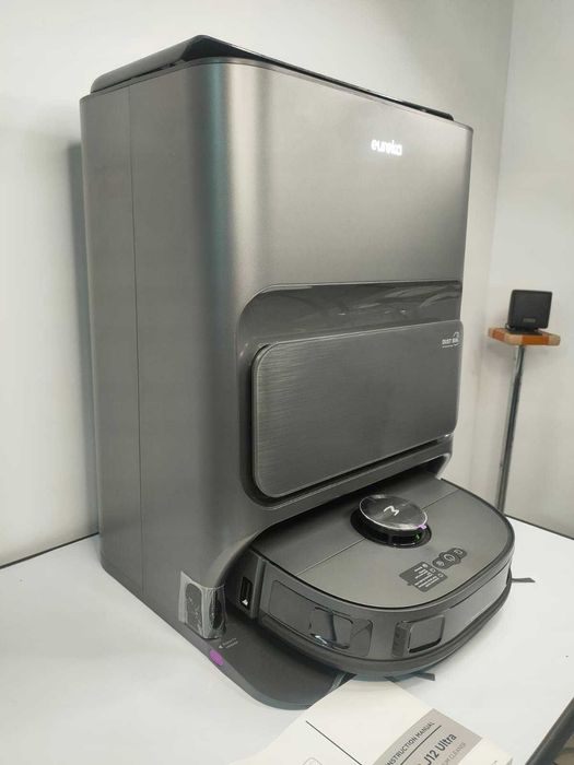 B207 EUREKA J12 Ultra DE robot odkurzający myjący + stacja opróżniania