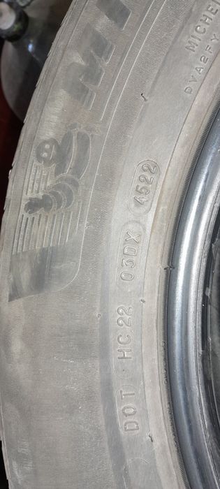 Opony Michelin  215x65R17