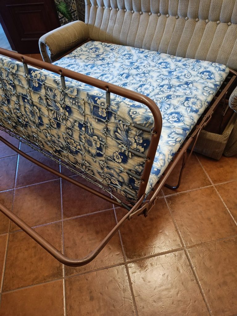 Sofá cama 3 Lugares