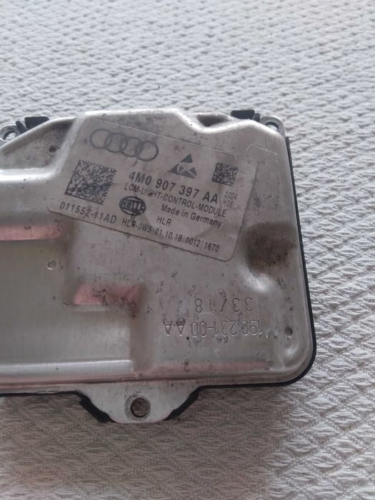 Блоки керування фар  Ауди ку7 4м