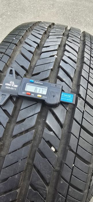 Bridgestone Dueler H/T 255/70 R18 113T (4 шт.) як нові